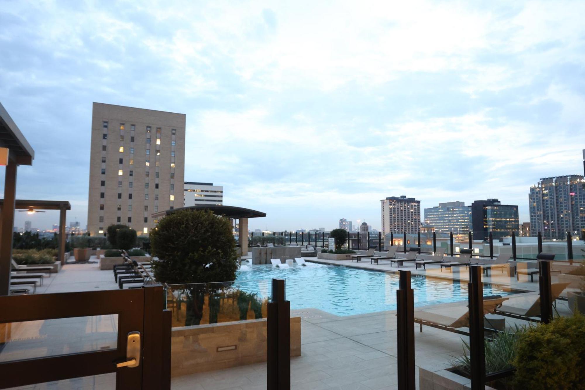الشقق الفندقية Houston'S Downtown Oasis المظهر الخارجي الصورة